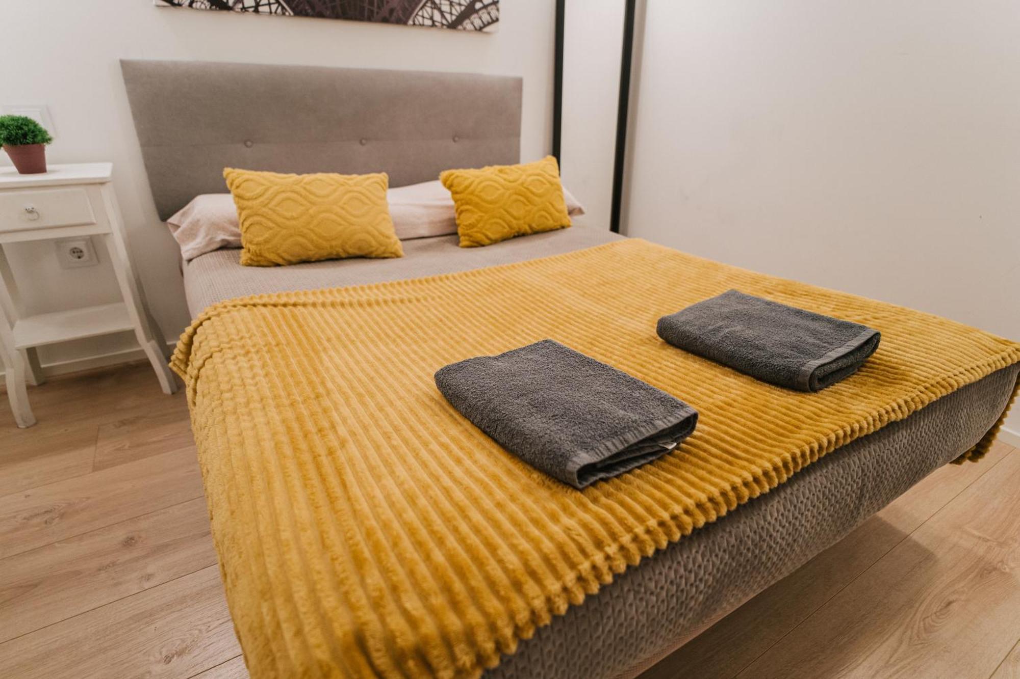 Lujoso Y Amplio Apartamento Con Parking Incluido León Dış mekan fotoğraf