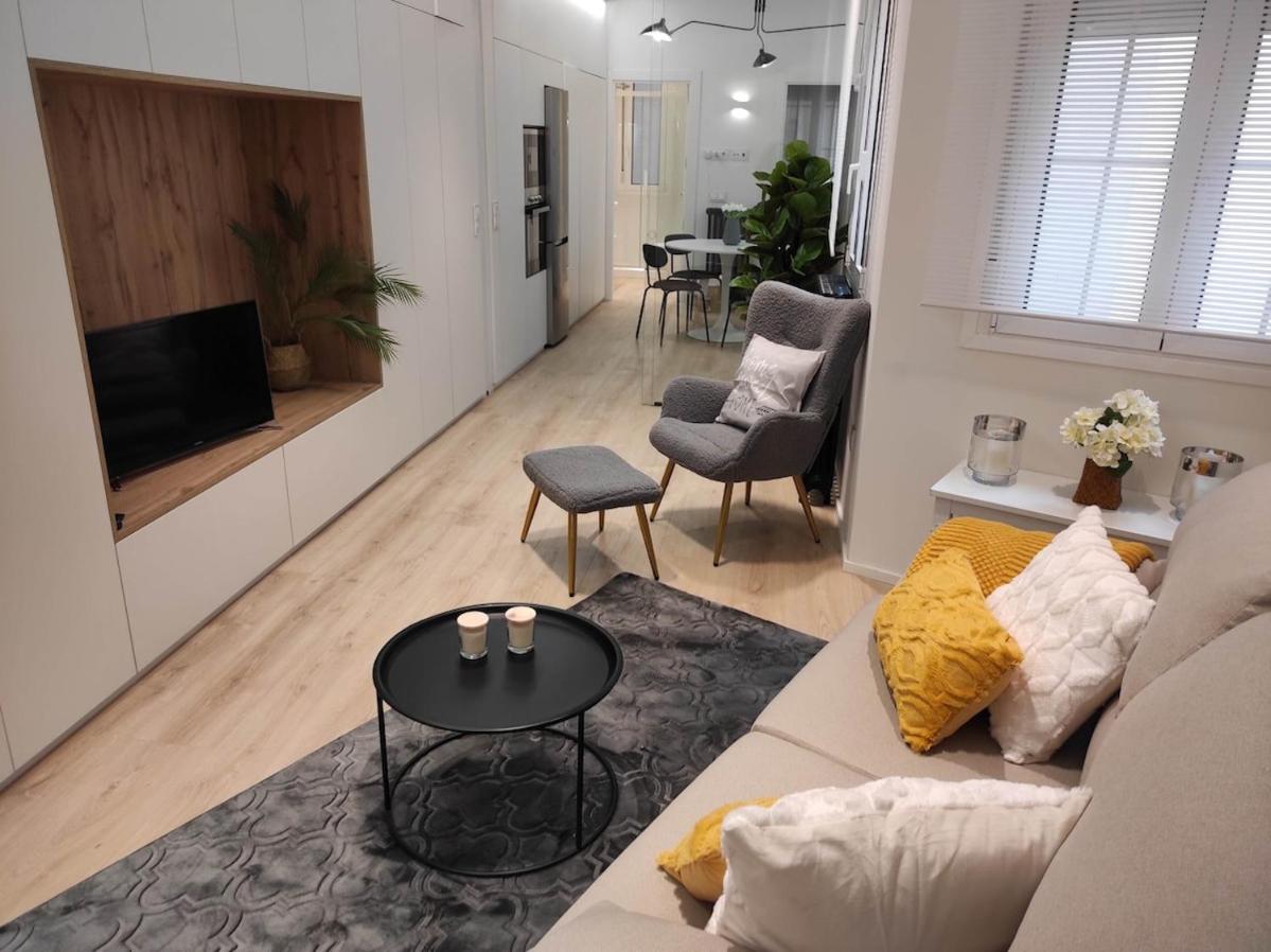 Lujoso Y Amplio Apartamento Con Parking Incluido León Dış mekan fotoğraf